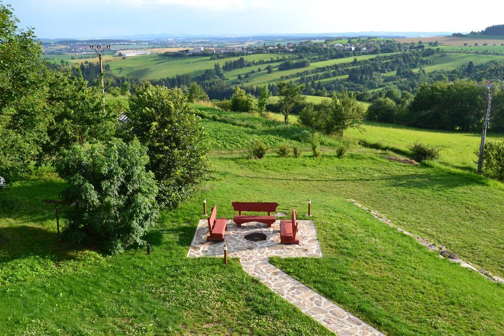 Ubytovani Na Hajence Bystrice nad Pernstejnem Bagian luar foto