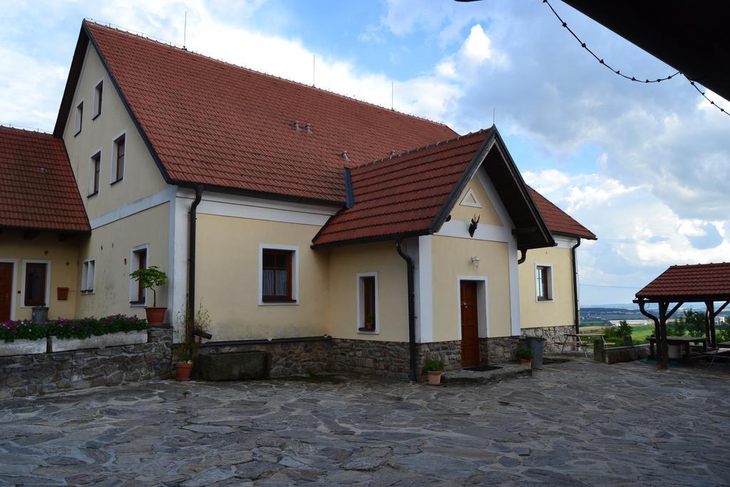 Ubytovani Na Hajence Bystrice nad Pernstejnem Bagian luar foto