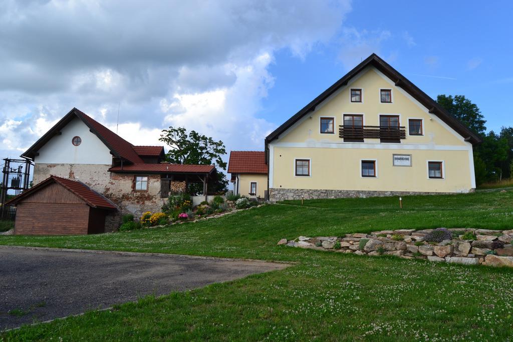 Ubytovani Na Hajence Bystrice nad Pernstejnem Bagian luar foto
