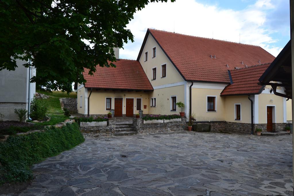 Ubytovani Na Hajence Bystrice nad Pernstejnem Bagian luar foto