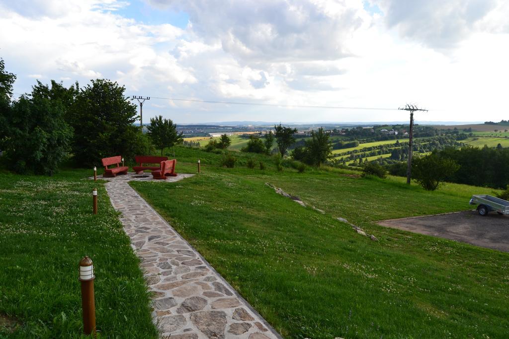 Ubytovani Na Hajence Bystrice nad Pernstejnem Bagian luar foto